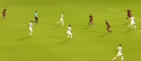 1630629838439011796.gif 5569.gif