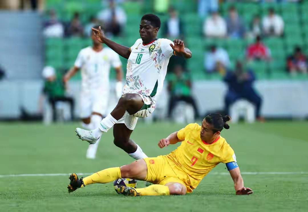 开云注册网址-FIFA系列赛国足0-2憾负喀麦隆 高质量热身赛夯实未来希望